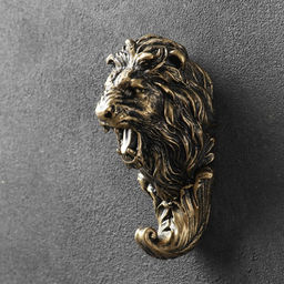 Крючок декоративный «Лев», декор настенный под бронзу, 6×6×12 см