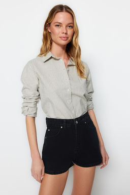 TRENDYOLMILLA Siyah Yuksek Bel Denim Sort TWOSS23SR00312