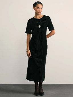 Платье - футболка из фактурной сетки / Zarina