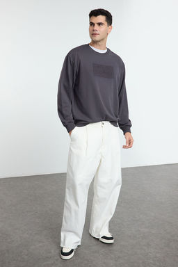 TRENDYOL MAN Yesil Oversize/Genis Kesim Kabartma Yaz? Bask?l? Sweatshirt TMNAW25SW00048