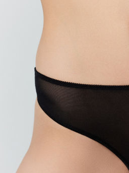 Цена за 2 штуки! Трусы слипы женские черные из сетки с кружевными вставками