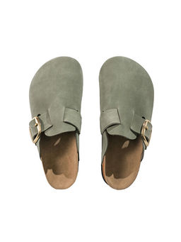 S?et G?r?n?ml? Kad?n Ev Terli?i