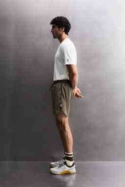 PANTALONES CORTOS 2 EN 1 TRAINING / Marr?n