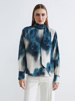?al Yaka Batik Desenli Bluz