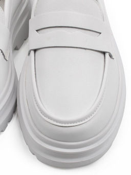 03-YG99-1 WHITE Лоферы женские (натуральная кожа)