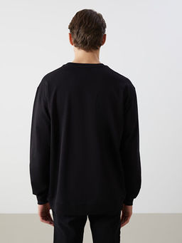 Bisiklet Yaka Uzun Kollu Basic Erkek Sweatshirt
