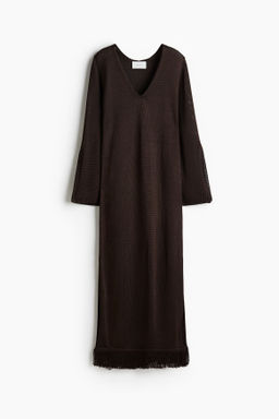 Vestido caft?n con flecos