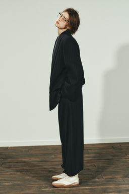 PINSTRIPED PLEATED JOGGERS - Zara фото 2