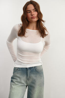 Лонгслив из трикотажа приталенного силуэта