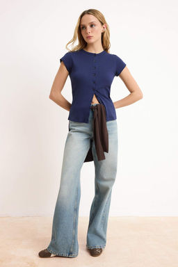 Lacivert Dugmeli Fitted/Vucuda Oturan Orme Bluz TWOSS25BZ00281