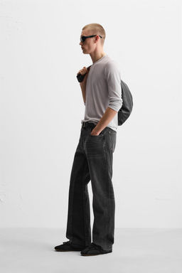 JEANS FLARE FIT ROTOS / Negro - Zara фото 4
