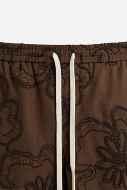 EMBOSSED EMBROIDERED BERMUDA SHORTS - Zara фото 18