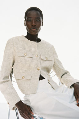 Chaqueta en tejido texturizado