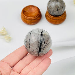 Шар из Кварца с Турмалином