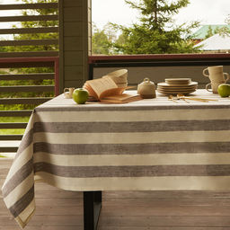 Скатерть SL HOME Strictly, 180×140 см, лён 100%, 260 г/м²