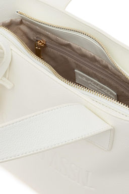 Kad_n Beyaz _anta Sepette S_rpriz _ndirim