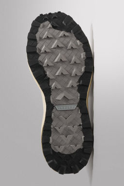 ZAPATILLA DE CORRER SIN CORDONES / Gris - Zara фото 4