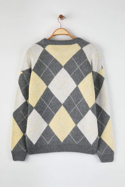 Gri Regular Bisiklet Yaka Ekose / Kareli Kazak TMNAW26KZ00000