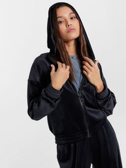 Толстовка женская велюровая в черном цвете