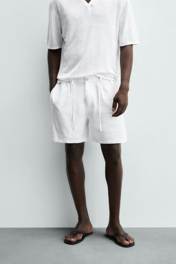 BERMUDA REGULAR FIT LINO ALGOD?N / Blanco