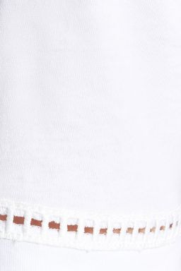 TRENDYOLMILLA Beyaz %100 Pamuk Isleme Detayl? Basic Bisiklet Yaka Orme T-Shirt TWOSS23TS00012 фото 3