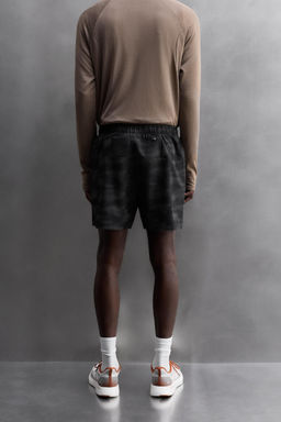PERFORATED RUNNING SHORTS - Zara фото 9