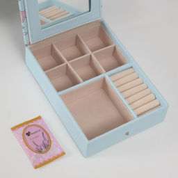 Шкатулка для украшений «Панда и ракушки», с зеркалом, искусственная кожа, голубая, 15×21.5×5.5 см