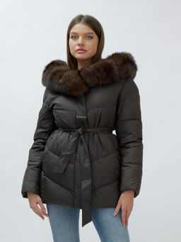 с МЕХОМ ПЕСЕЦ ПРЕМИУМ класса Полупальто зимние темно-коричневого цвета - Mtforce фото 21