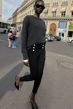 RHINESTONE BUTTON LEGGINGS