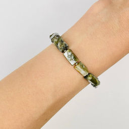 Браслет из Мусковита (зеленый Лепидолит) 16,5 см +