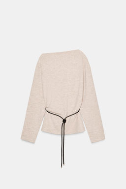 TEXTURED TOP WITH BELT