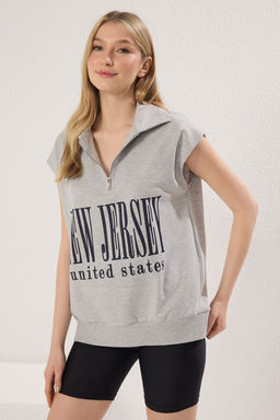 Gri Melanj Slogan Bask?l? Oversize/Genis Kal?p Orme T-Shirt TWOSS25TS00116