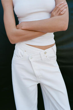 HIGH-WAIST TRF WIDE-LEG CROSSOVER WAIST JEANS - Zara фото 3