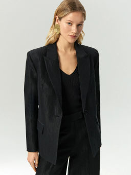 ЕМКА / Однобортный жакет из жатой ткани - Emka фото 3