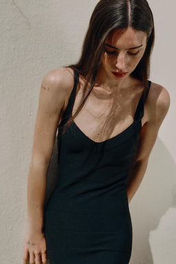 VESTIDO MINI STRETCH BANDAS / Negro - Zara фото 2