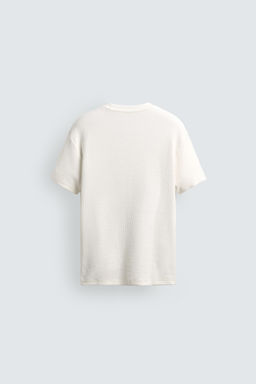 CAMISETA REGULAR FIT ESTRUCTURA / Blanco roto - Zara фото 8