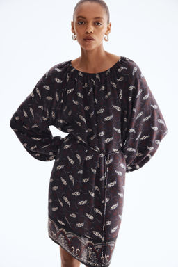 Vestido oversize con cintur?n de anudar - H&m фото 2