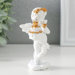 Фигурка полистоун Белоснежный ангел с тортом украшенным розочками, 6?4.5?11 см