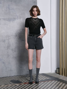 CONTE CON-653 Джинсовые шорты оксидной варки с разрезами washed black