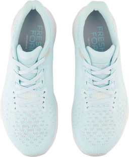 Кроссовки взрослые