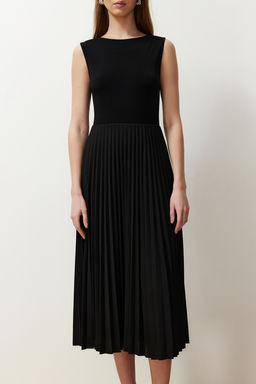 TRENDYOLMILLA Bordo Piliseli Astarl? Kolsuz Esnek Orme Midi Elbise TWOSS24EL00785  фото 4