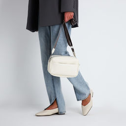 Сумка женская на молнии, белая