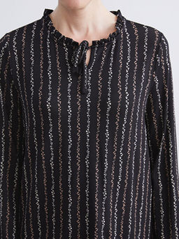 Ba?lamal? Yaka Desenli Bluz