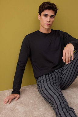 Siyah - Antrasit Regular Fit _izgili Dokulu _rme Pijama Tak_m_ TMNAW26PT00006 - Trendyolmilla фото 2