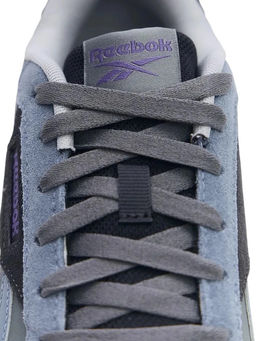 Кроссовки взрослые