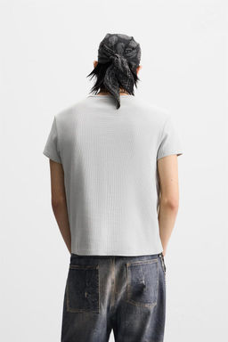 CHECK TEXTURED CROPPED FIT T-SHIRT - Zara фото 3
