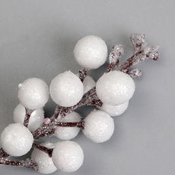 Цена за 10 шт. Ягоды для декора, белые, 4.5×4.5×20 см