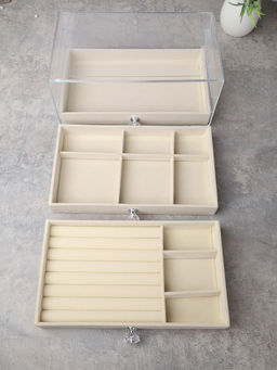 Шкатулка акриловая трехслойная бежевая 23,5х15,5х10,8 см / XY2844-D /уп 30/ - Галеонтрейд фото 4