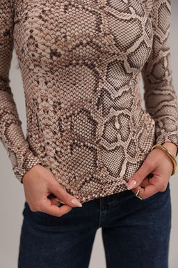 Лонгслив облегающий повседневный skims