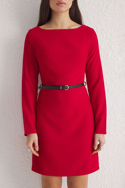K?rm?z? Kemerli Duz A Kesim Kemerli K?sa / Mini Dokuma Elbise TWOAW25EL00365